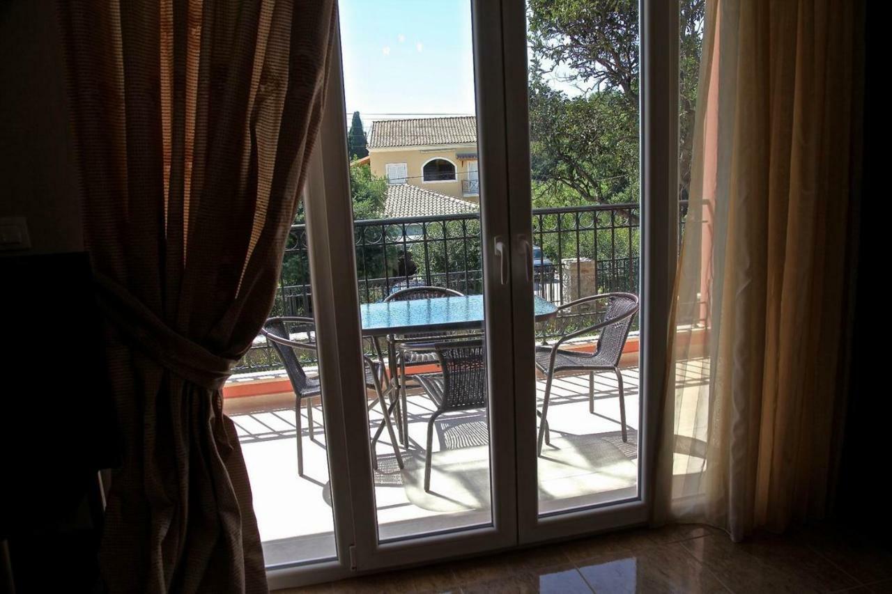 Kanoni * Corfu (city)